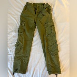 Green cargo pants